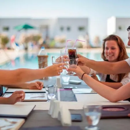 Joya Cyprus Summer Garden Free Wifi And Free Welcome Pack 아파트 *