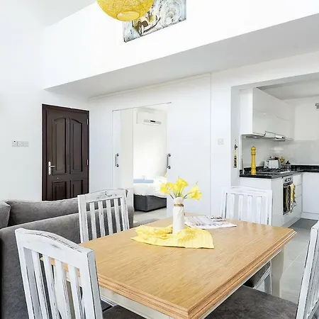 아파트 Joya Cyprus Summer Garden Free Wifi And Free Welcome Pack Agios Amvrosios (Kyrenia)